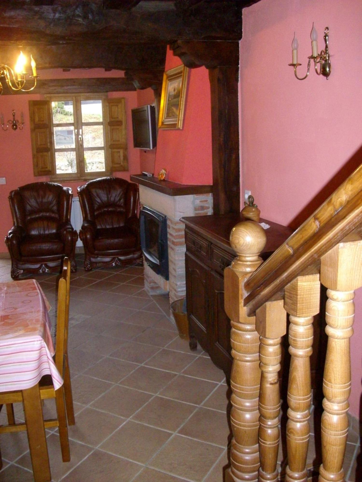 Casa Rural La Torre De Espinama Eksteriør bilde