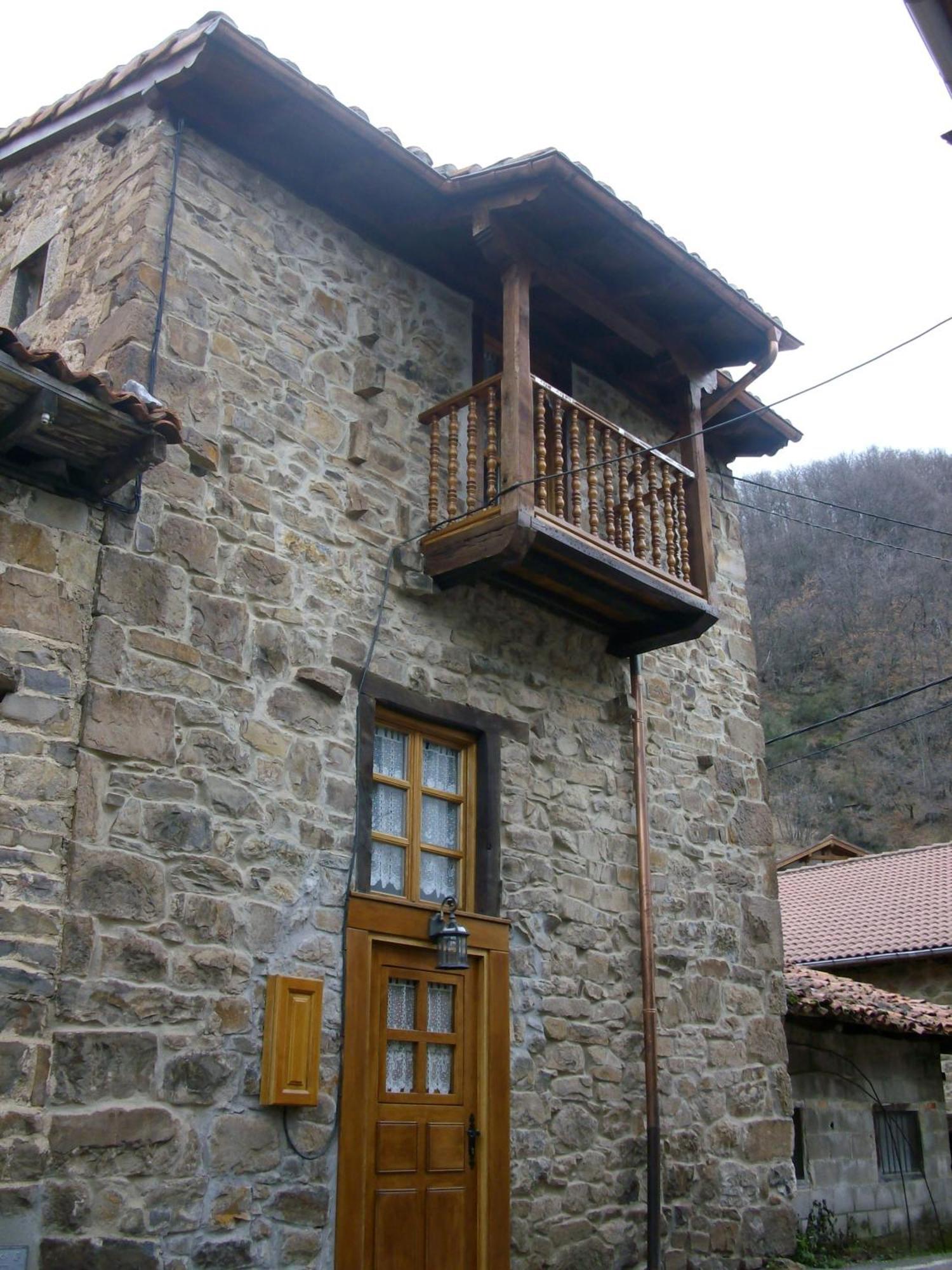 Casa Rural La Torre De Espinama Eksteriør bilde
