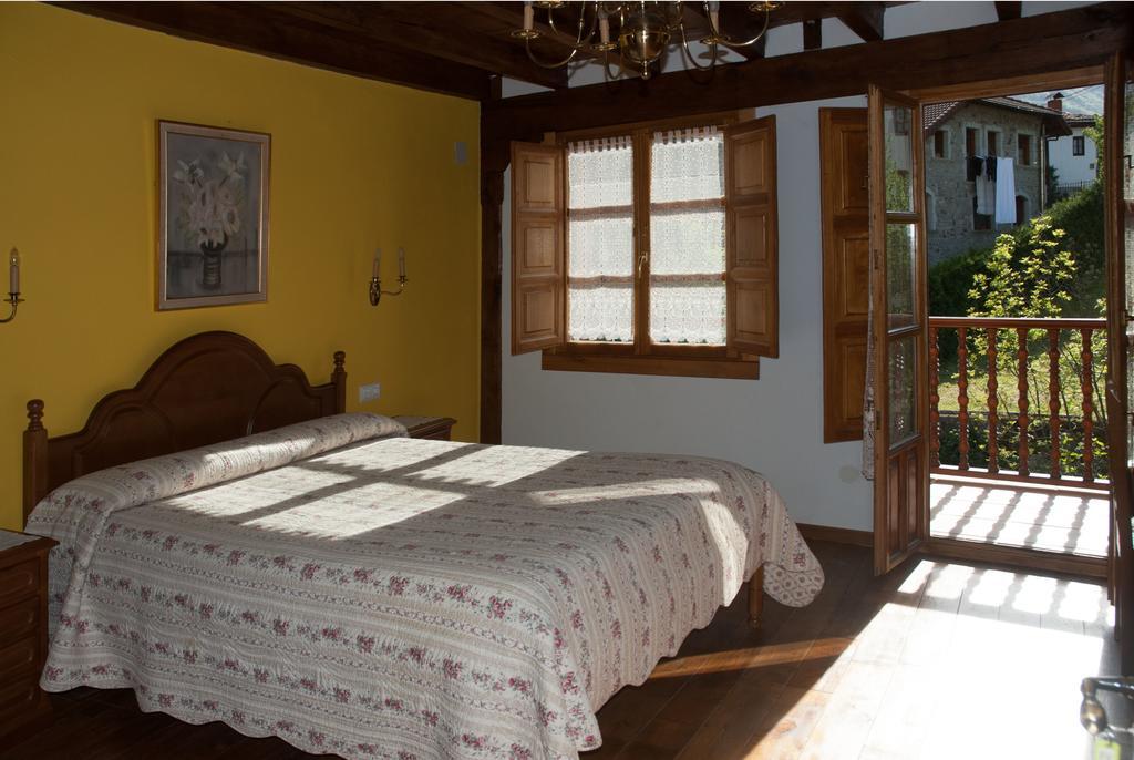 Casa Rural La Torre De Espinama Eksteriør bilde